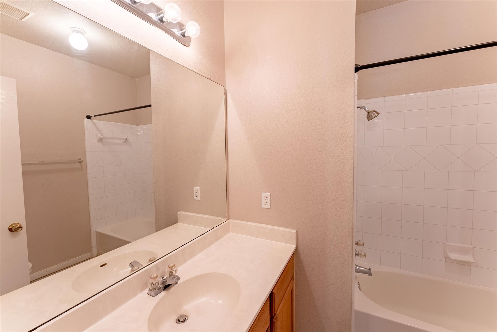 2825 Southampton Way Round Rock TX 78664