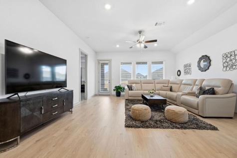 404 Black Sheep Cove Leander TX 78641