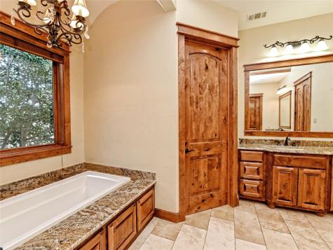 26505 Masters Parkway Spicewood TX 78669