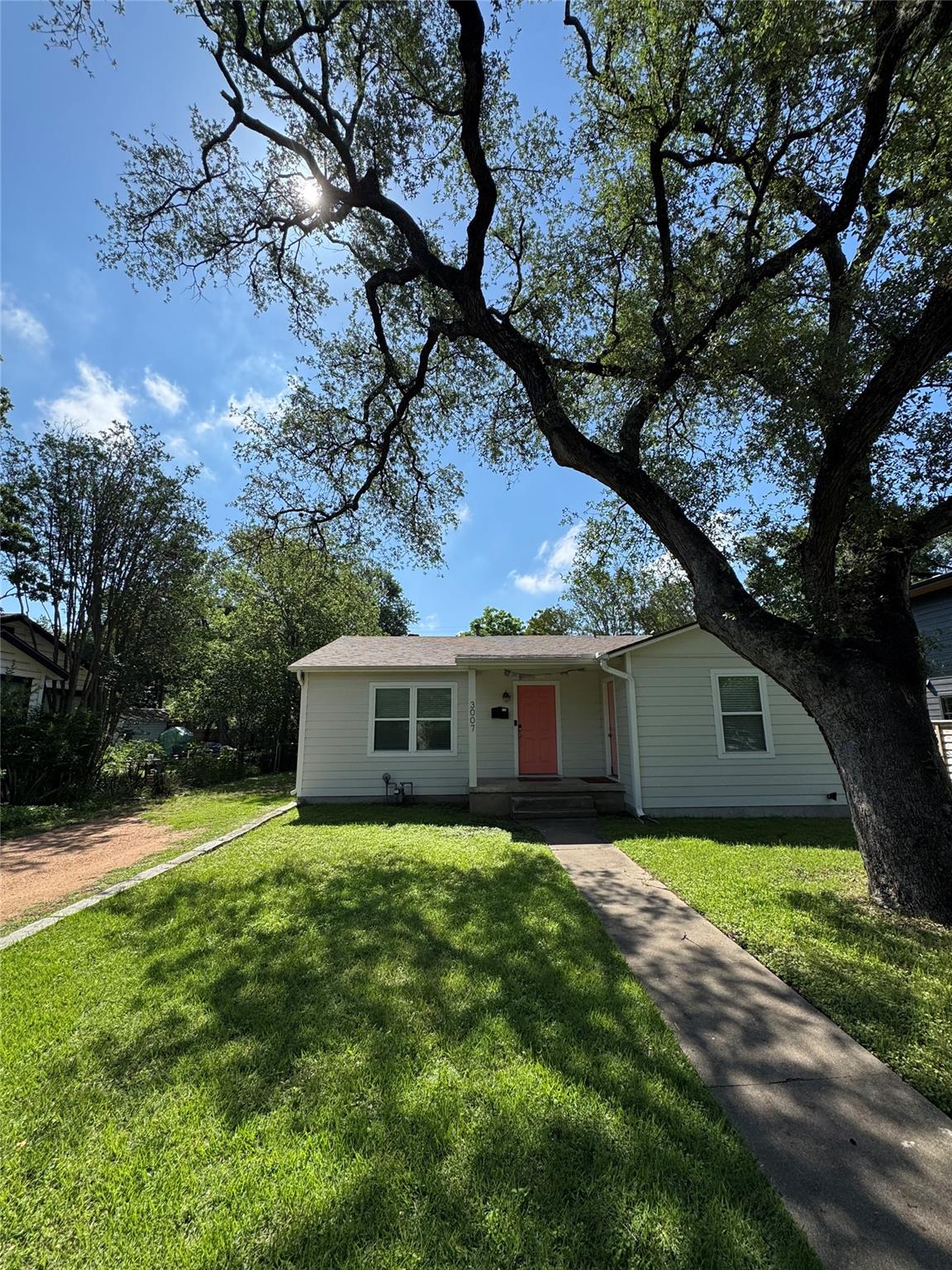 3007 French Place Austin TX 78722