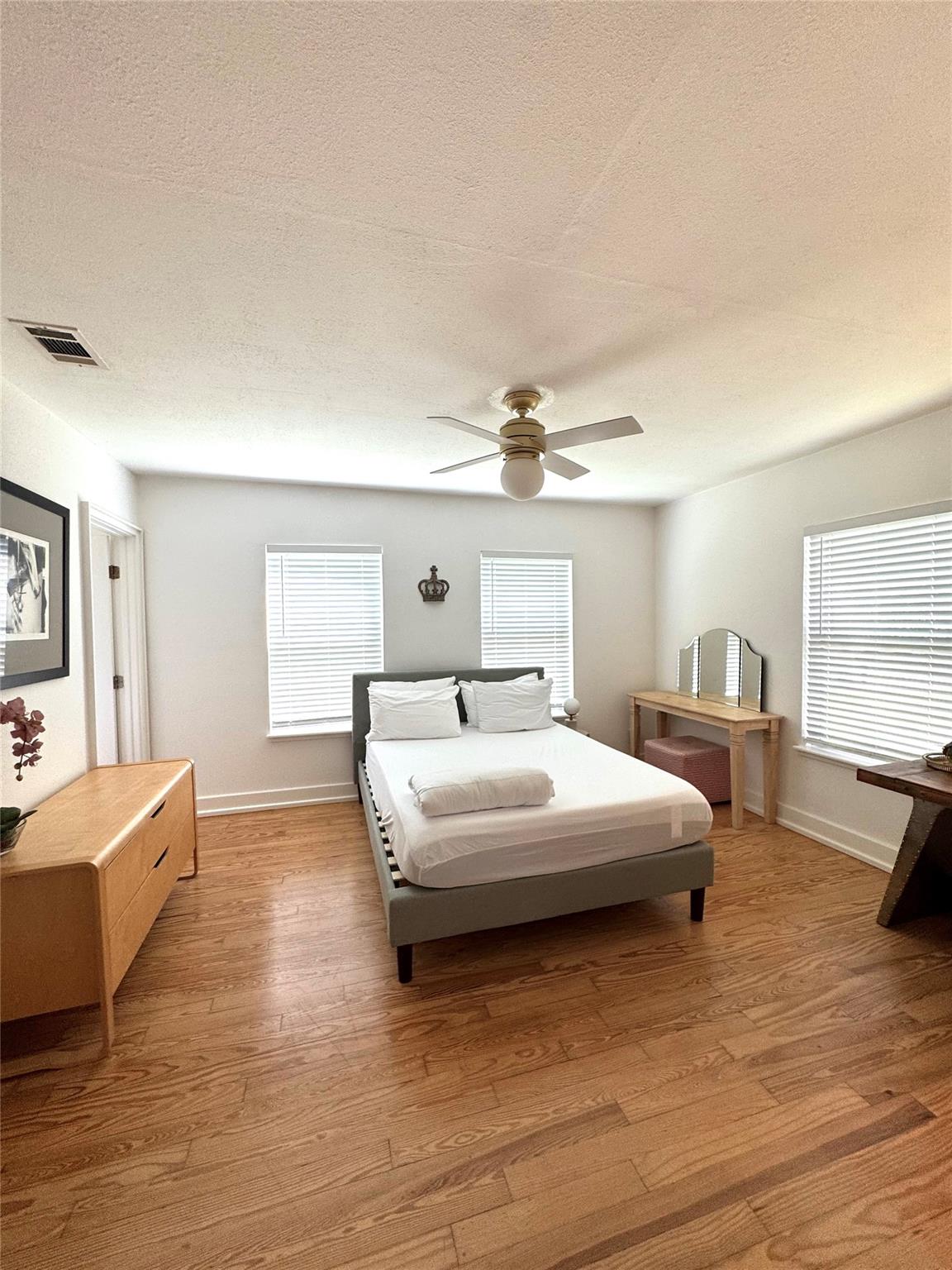 3007 French Place Austin TX 78722