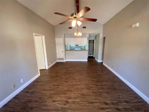 1013 Hyridge Street Round Rock TX 78664