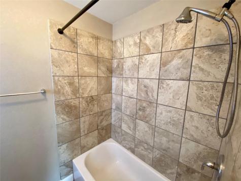 1013 Hyridge Street Round Rock TX 78664