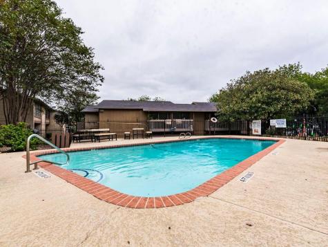 2124 Burton Drive Austin TX 78741
