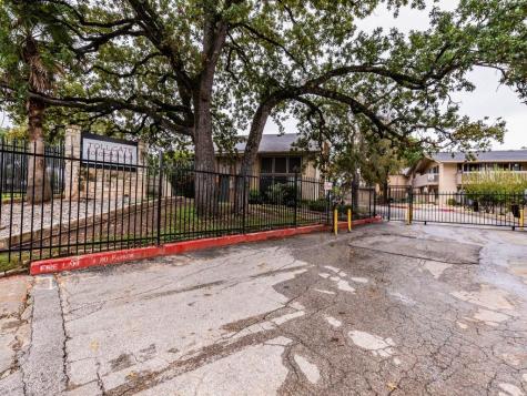2124 Burton Drive Austin TX 78741