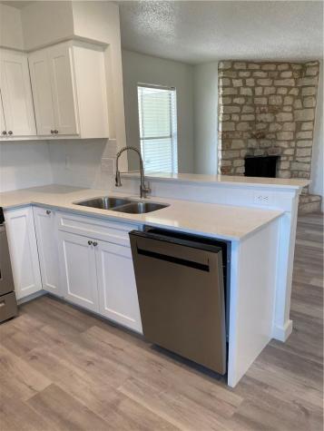 2305 Cedrick Cove Austin TX 78748