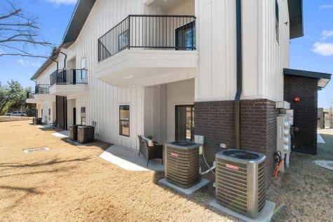 2450 Wickersham Lane Austin TX 78741