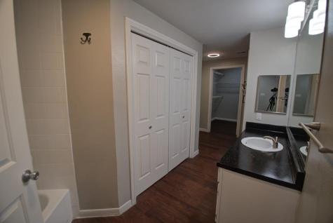 2320 Gracy Farms Ln, 514 Austin TX 78758