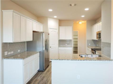 636 Donegal Lane Georgetown TX 78626