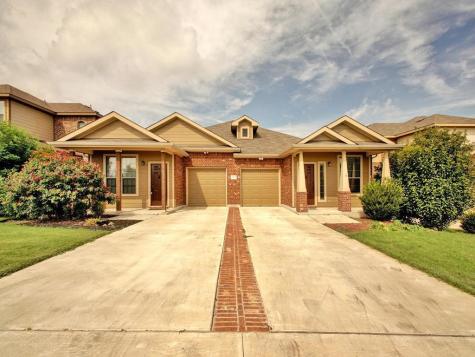 1520 Muirfield Bend Drive Hutto TX 78634