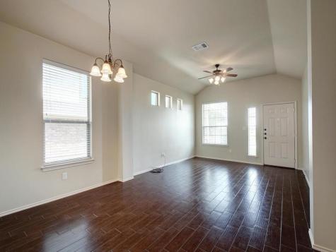 1520 Muirfield Bend Drive Hutto TX 78634