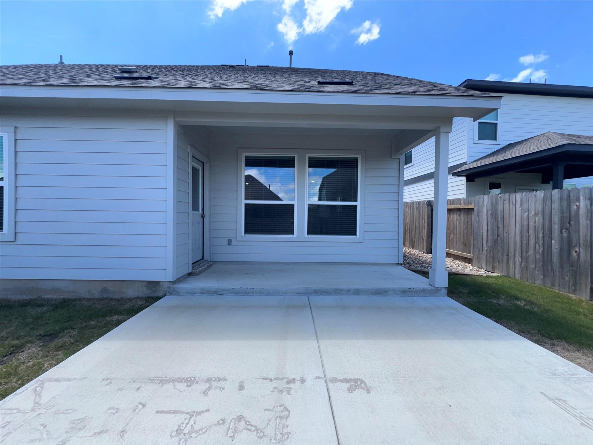 102 Milo Drive Hutto TX 78634