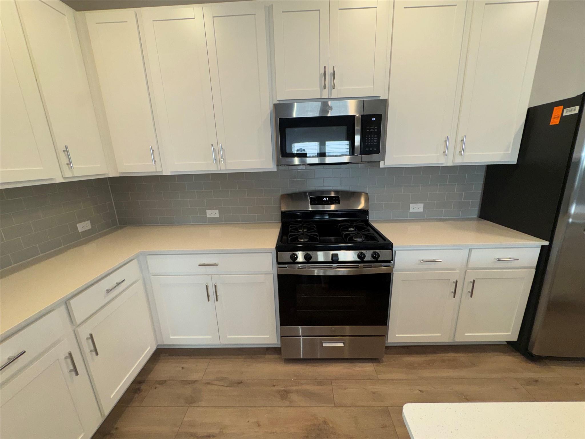 102 Milo Drive Hutto TX 78634