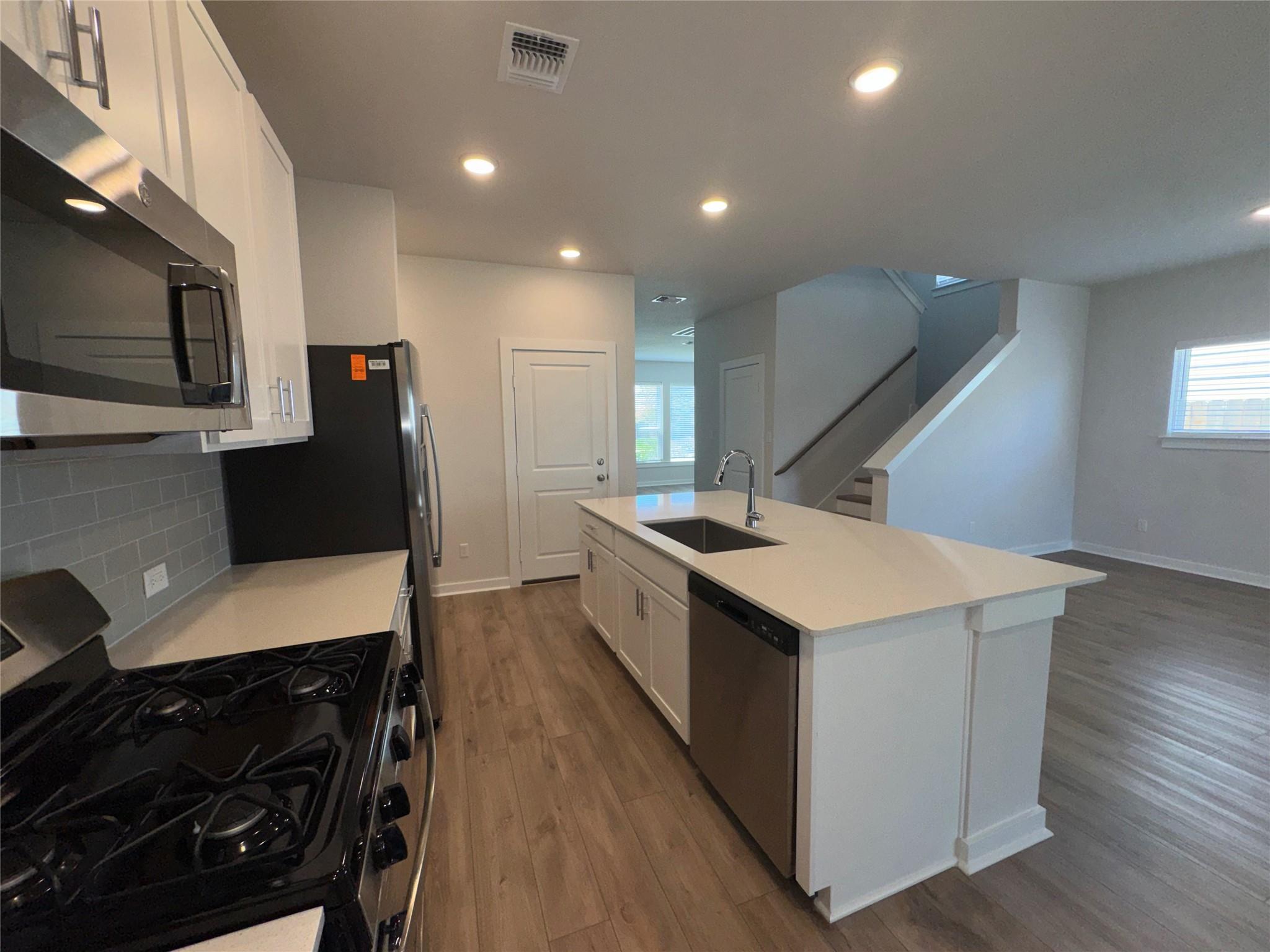 102 Milo Drive Hutto TX 78634