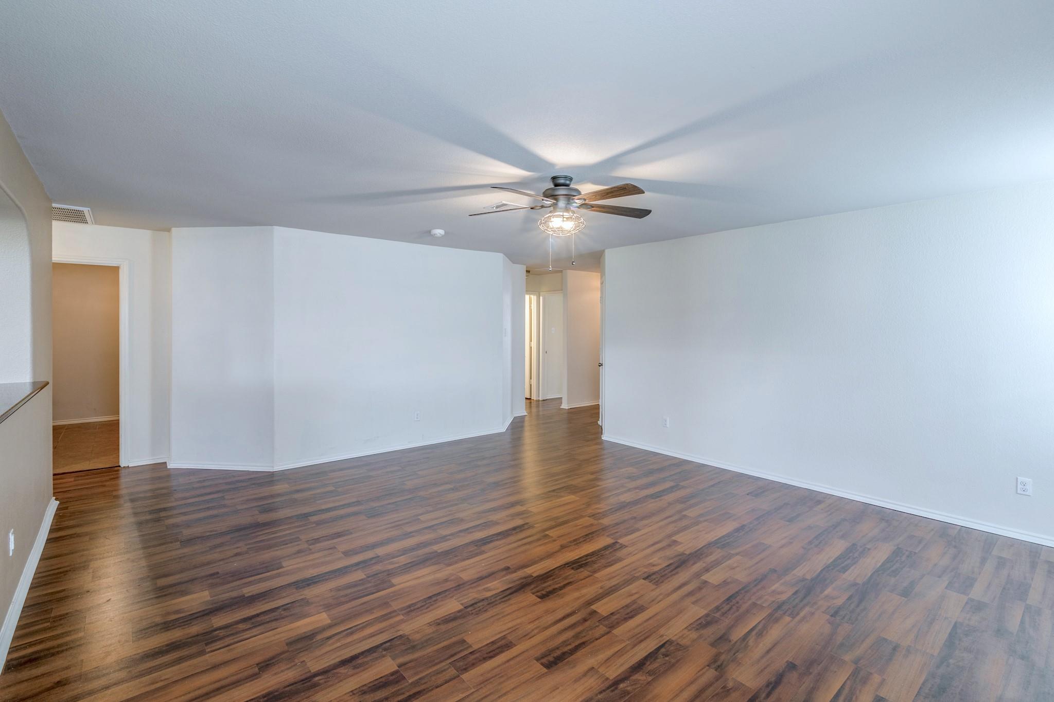 328 Baldwin Street Hutto TX 78634