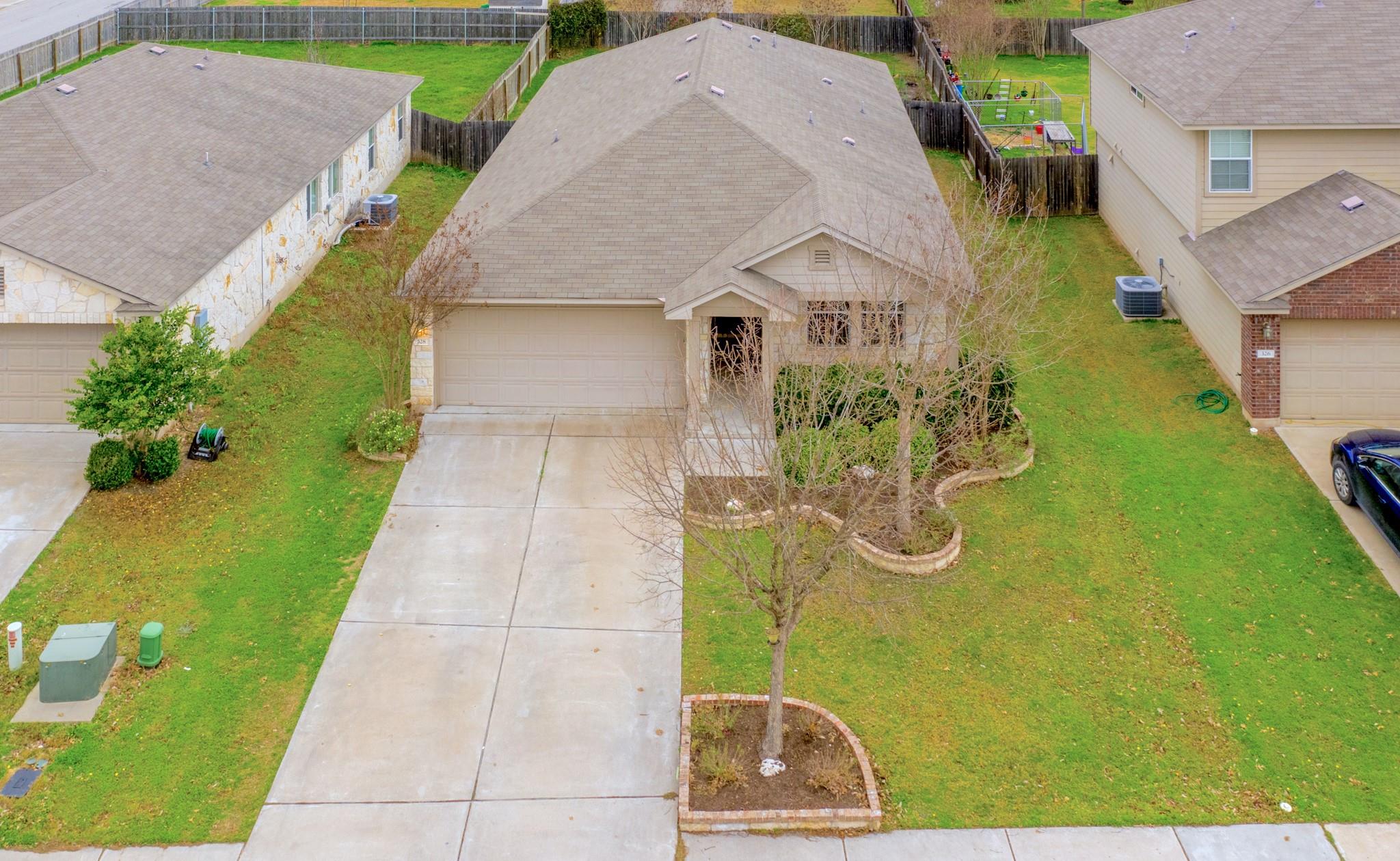 328 Baldwin Street Hutto TX 78634