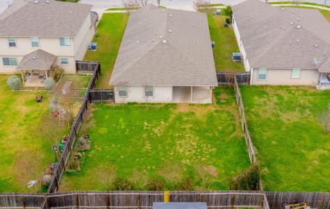 328 Baldwin Street Hutto TX 78634
