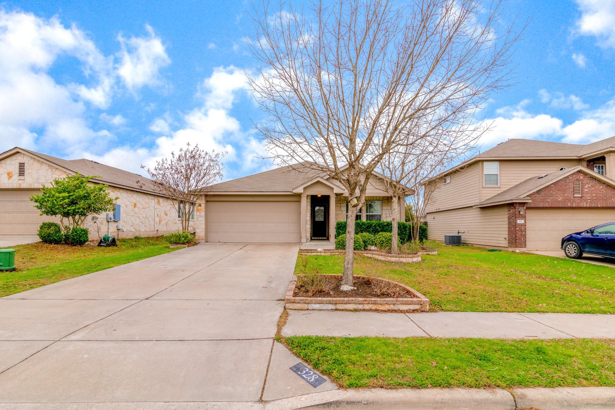 328 Baldwin Street Hutto TX 78634