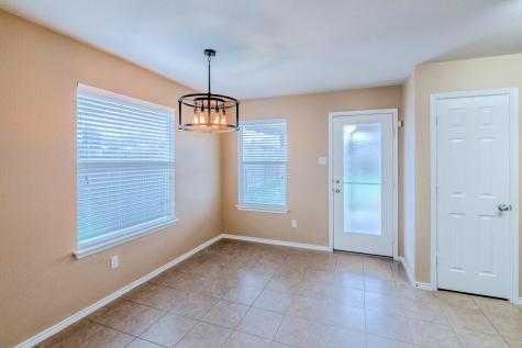 328 Baldwin Street Hutto TX 78634