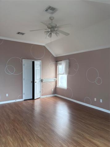 1704 Lynnville Trail Austin TX 78727