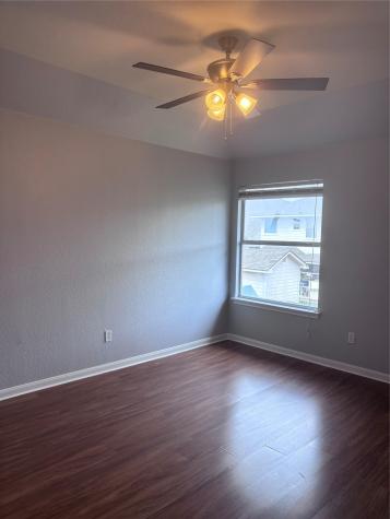 1704 Lynnville Trail Austin TX 78727