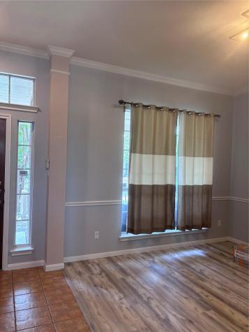 1704 Lynnville Trail Austin TX 78727