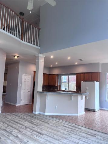 1704 Lynnville Trail Austin TX 78727