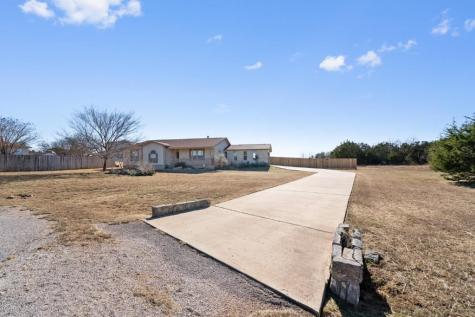 2301 Red Bird Cove Lago Vista TX 78645