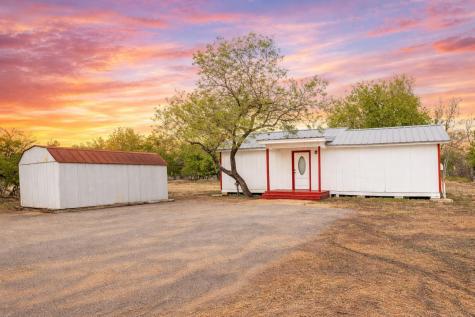 301 Tatum Road Martindale TX 78655