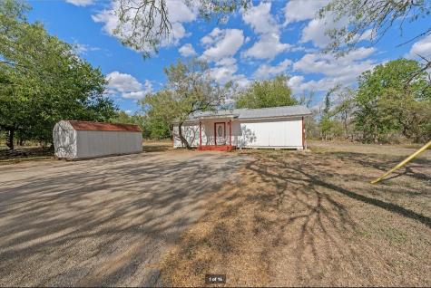 301 Tatum Road Martindale TX 78655
