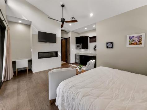2113 Barbaro Way Spicewood TX 78669