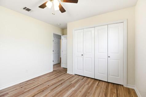 823 N Commerce Street Lockhart TX 78644