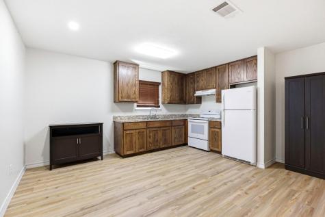 823 N Commerce Street Lockhart TX 78644