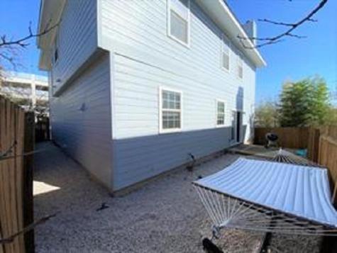 609 W 37th Street Austin TX 78705