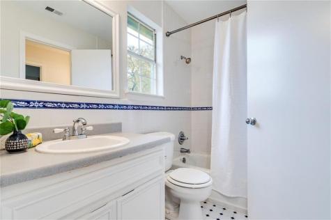 7800 Lonesome Dove Cove Austin TX 78729