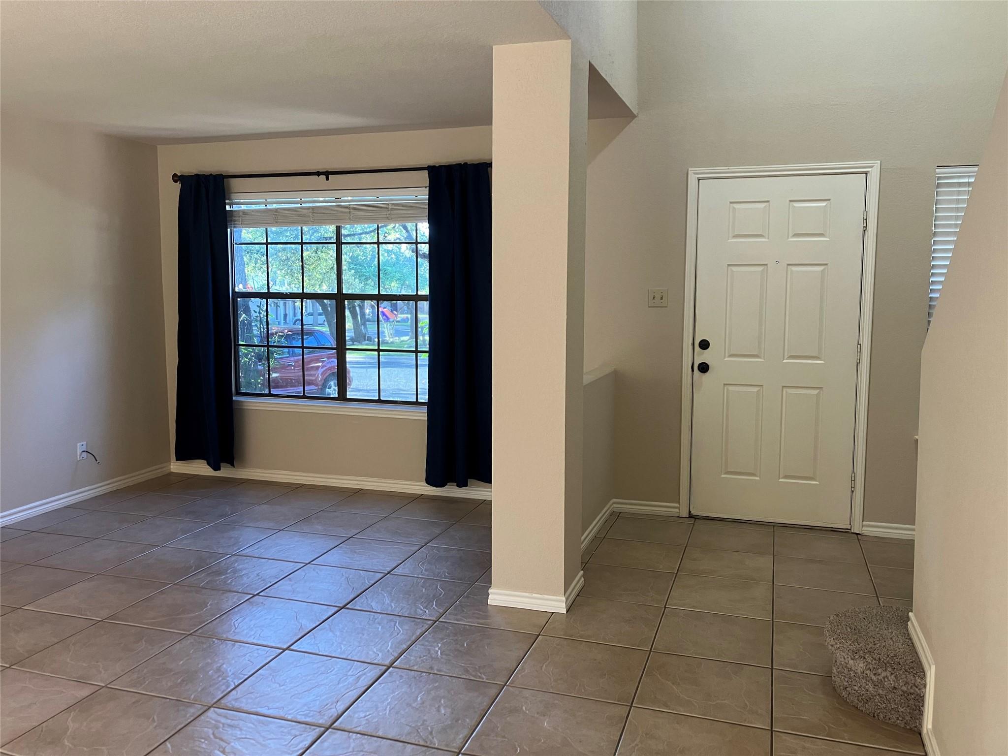 7409 Potters Trail Austin TX 78729