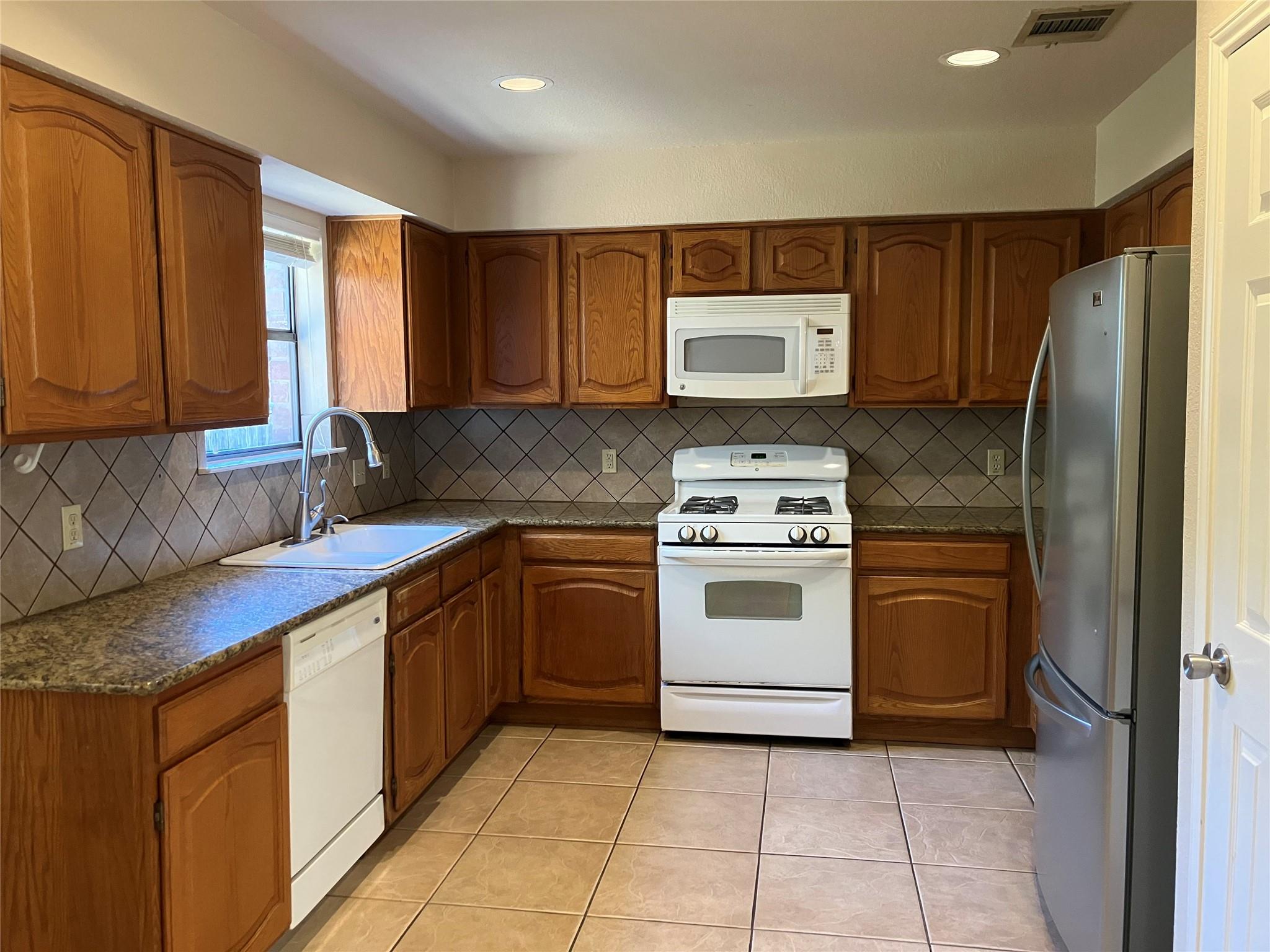 7409 Potters Trail Austin TX 78729