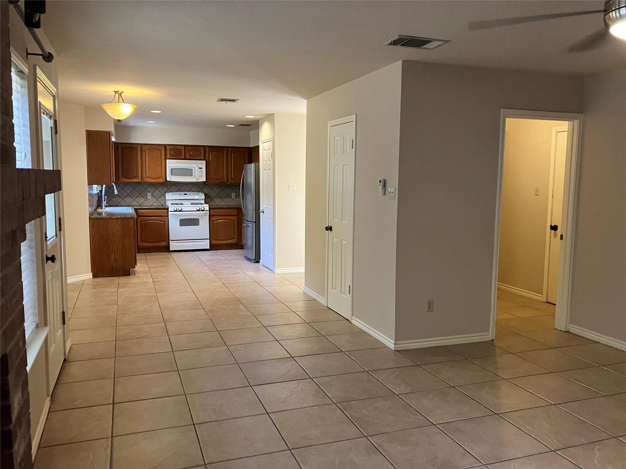 7409 Potters Trail Austin TX 78729