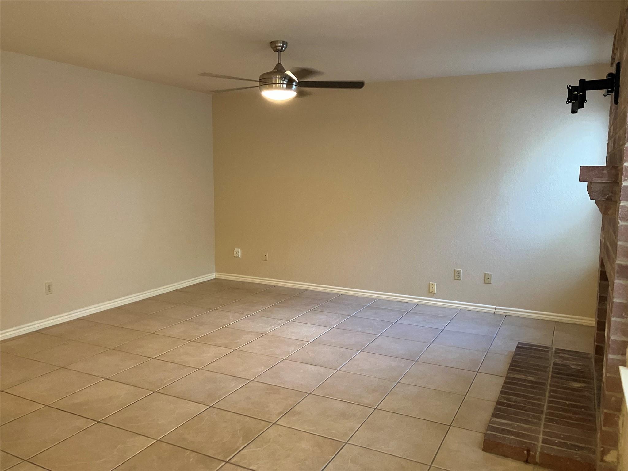 7409 Potters Trail Austin TX 78729