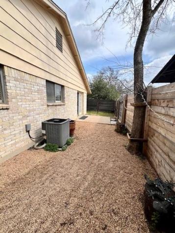 8006 Pinedale Cove Austin TX 78757