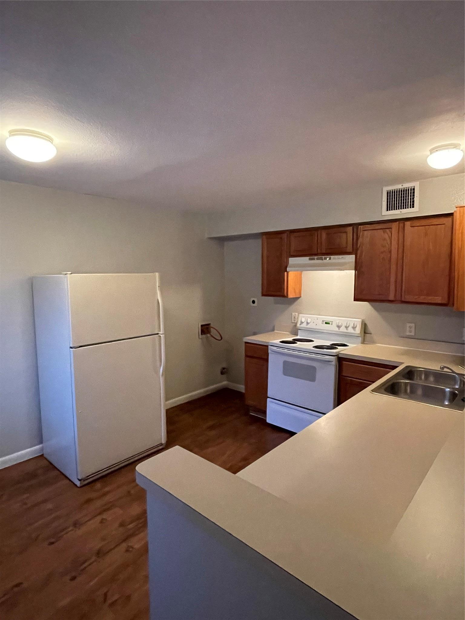 7206 Twin Crest Drive Austin TX 78752