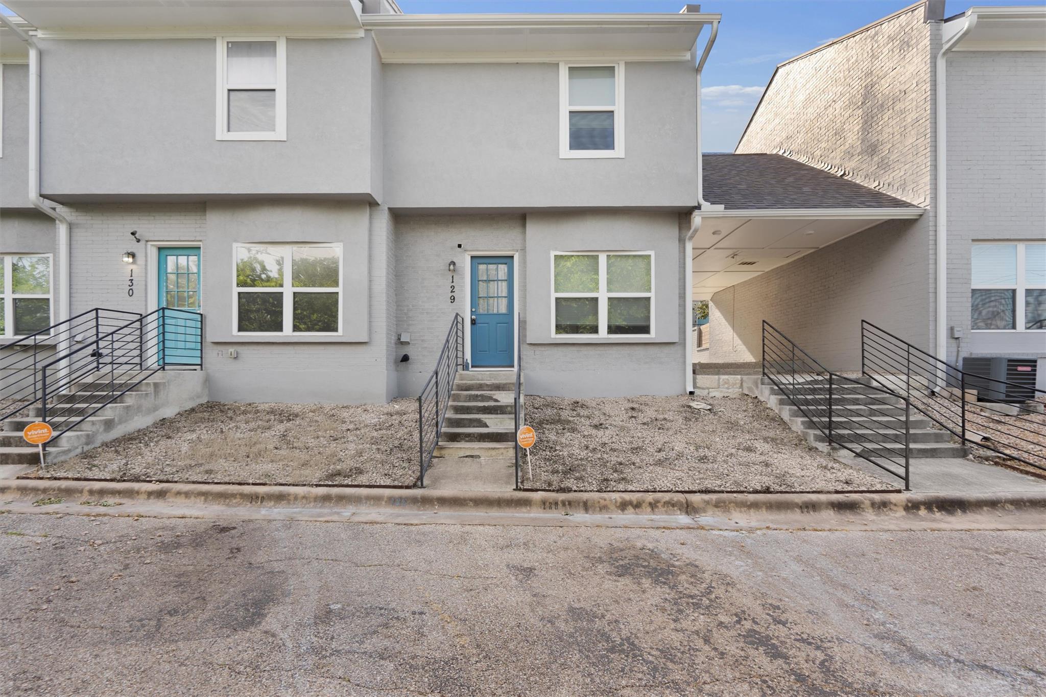 6211 Manor Road Austin TX 78723