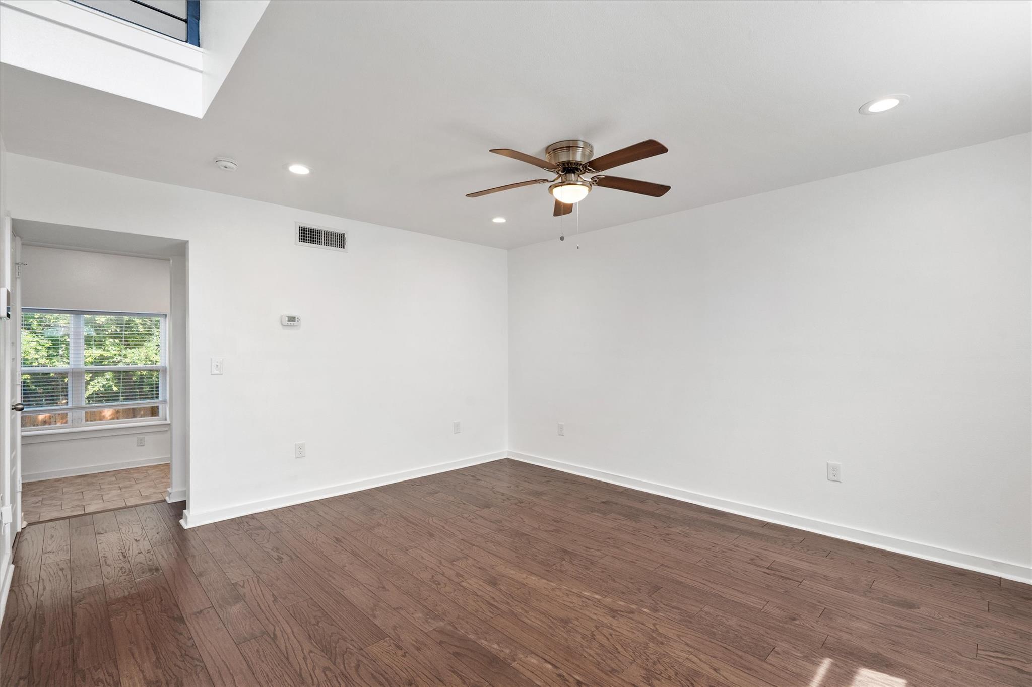 6211 Manor Road Austin TX 78723