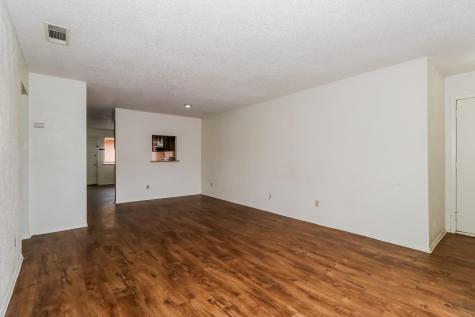 323 W William Cannon Drive Austin TX 78745