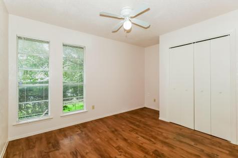 323 W William Cannon Drive Austin TX 78745