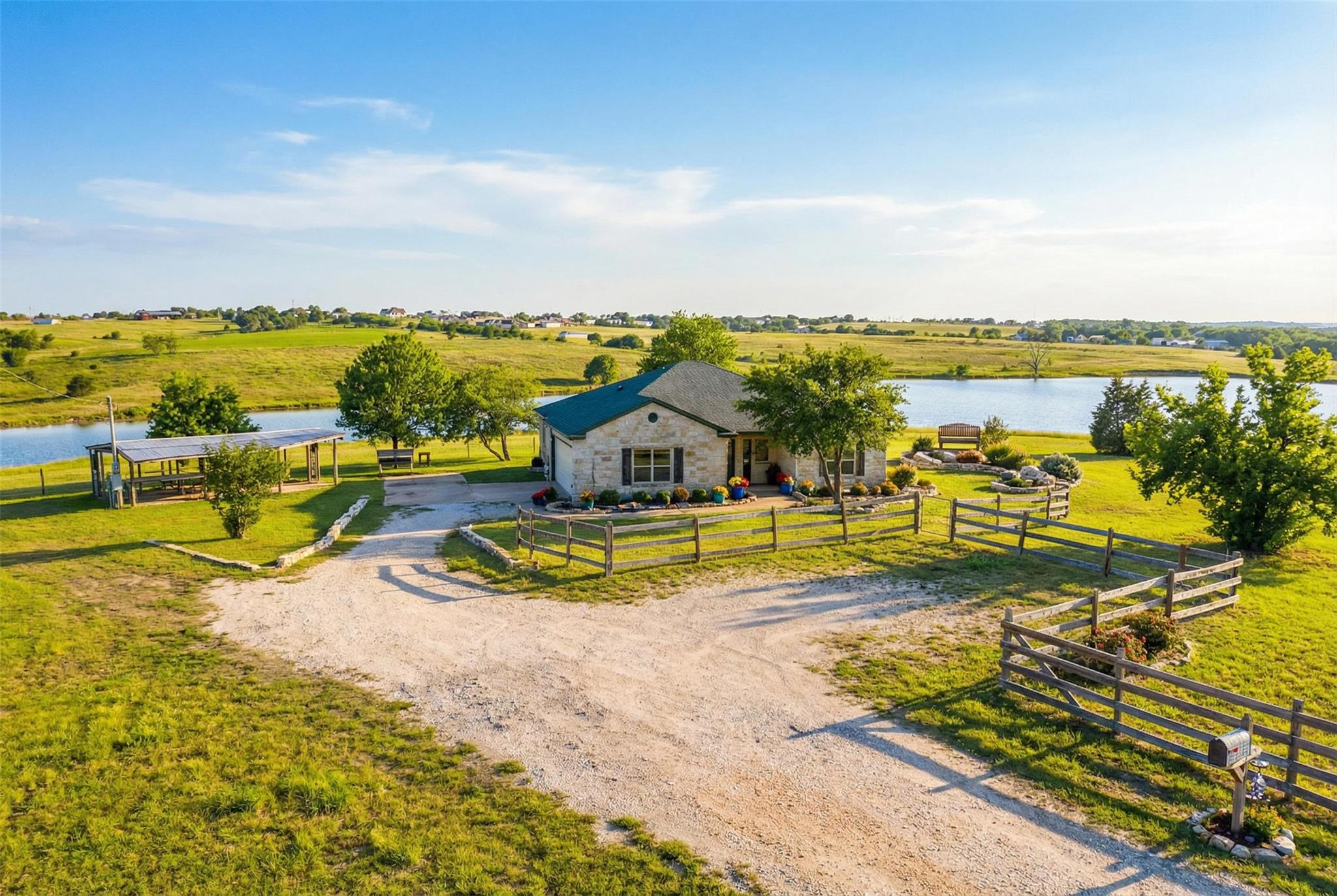 1644 County Road 139 Hutto TX 78634