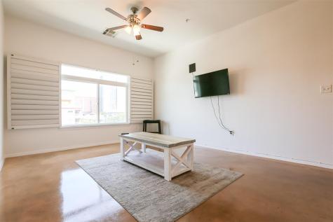 910 W 25th Street Austin TX 78705