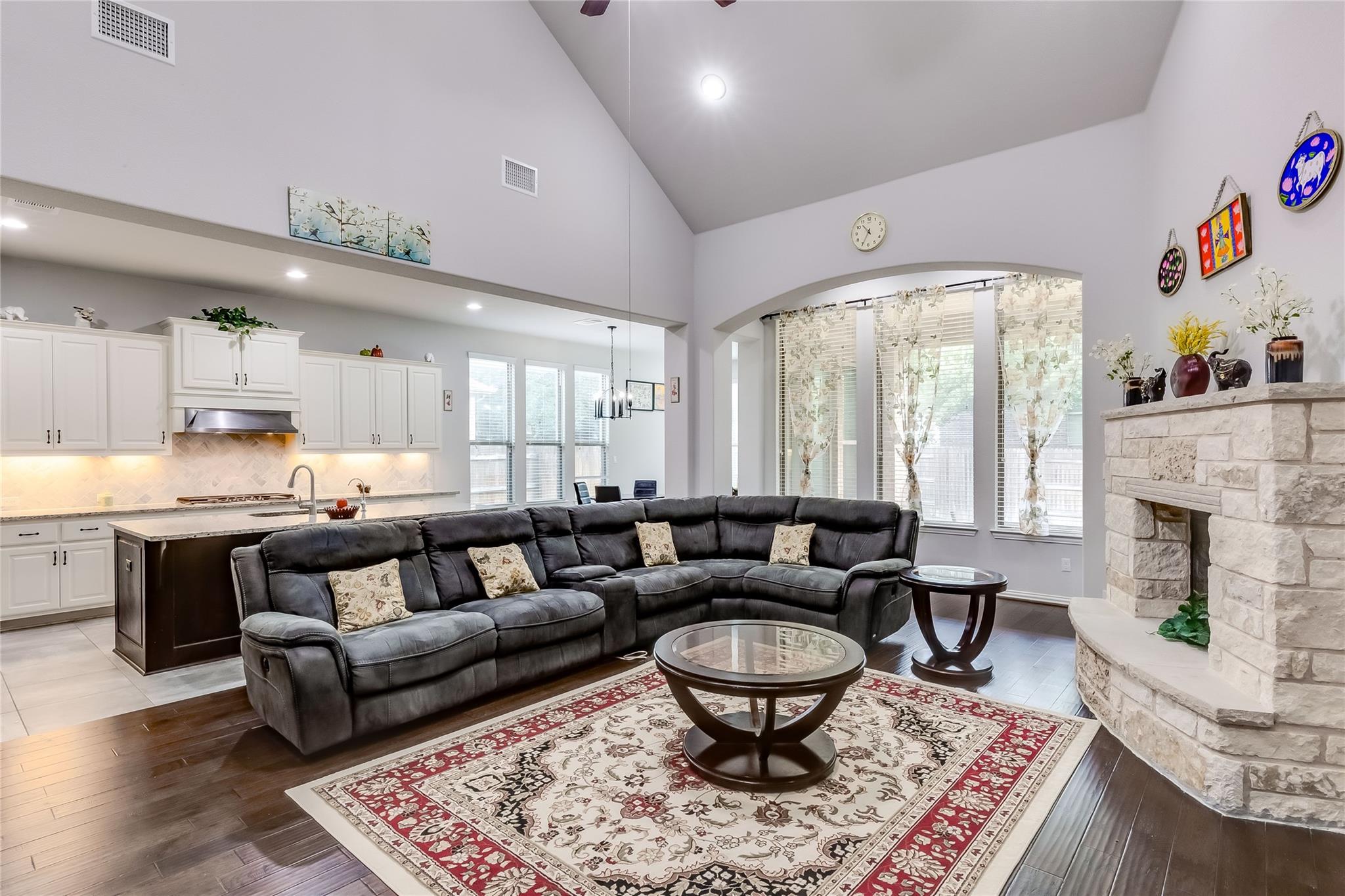 204 Lady Bird Lane Georgetown TX 78628