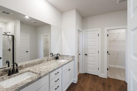 501 W Luna Blue Lane Jarrell TX 76537