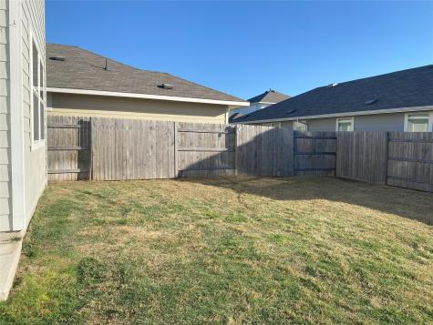 211 Living Reef Drive Maxwell TX 78656